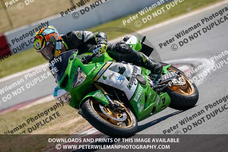 donington no limits trackday;donington park photographs;donington trackday photographs;no limits trackdays;peter wileman photography;trackday digital images;trackday photos